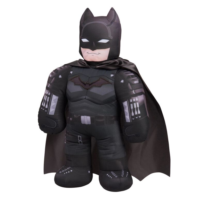 The Batman Bashin' Battler Batman Talking 18-Inch Plush Toy with Light-up Chest and Action Phrases - English Edition
