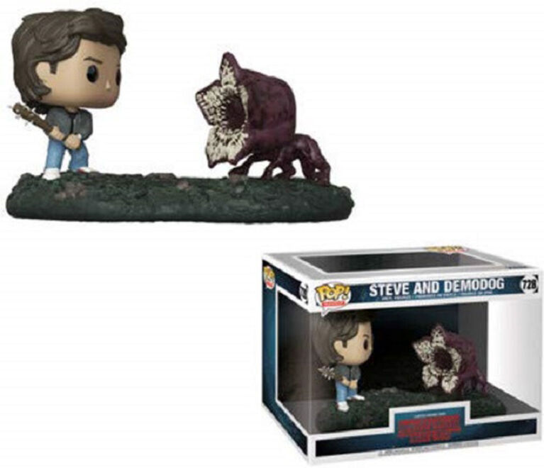 Figurine en vinyle Steve et Demi Dog de Stranger Things par Funko Movie Moment!. Toys R Us Canada