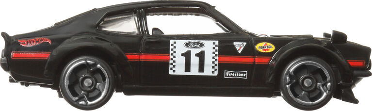 Hot Wheels 1:64 Scale Die-Cast Vintage Custom Ford Maverick Racing Club Car