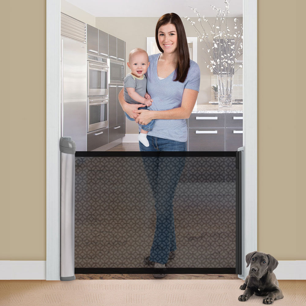 Summer infant retractable online gate canada