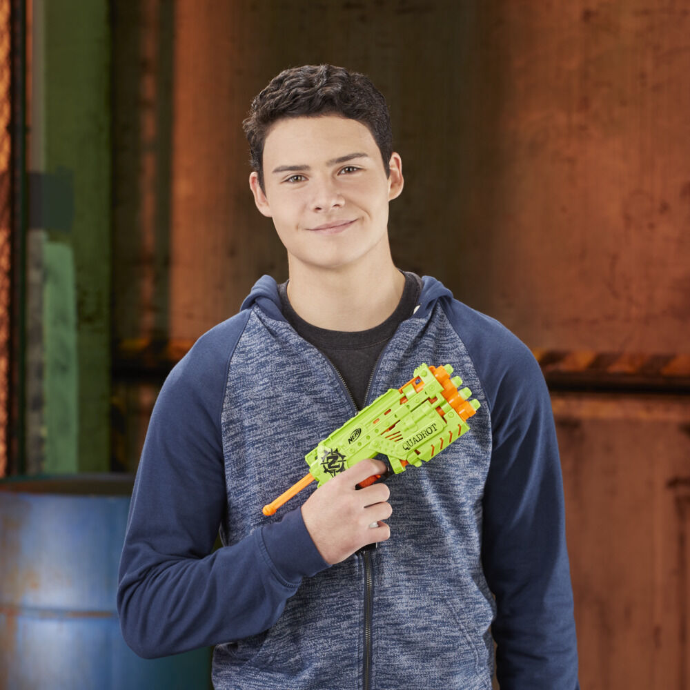 nerf zombie strike quadrot blaster