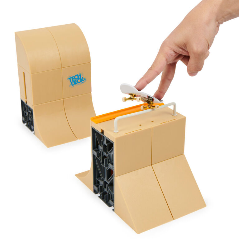 Tech Deck, Danny Way Mega Half Pipe X-Connect Park Creator, Customizable Ramp Set with Exclusive Plan B Fingerboard