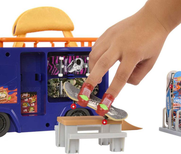 Hot Wheels Skate Taco Truck Play Case