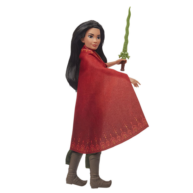 Disney's Raya and the Last Dragon Raya Fashion Doll with Clothes