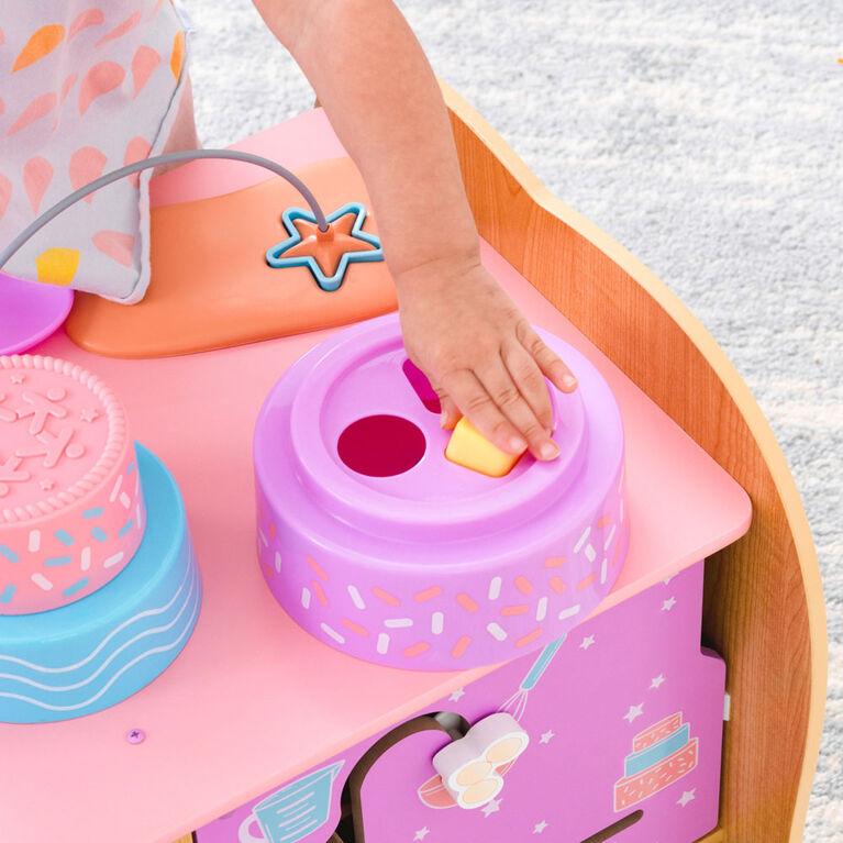 KidKraft Foody Friends: Baking Fun Unicorn Activity Center