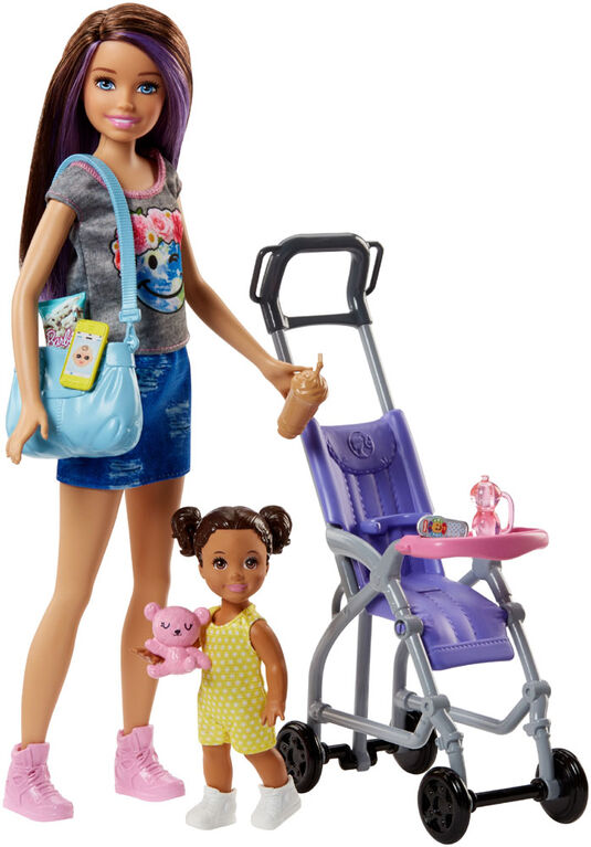 Coffret Barbie Babysitters avec une poupée Skipper, une poupée