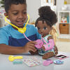 Baby Alive, Bella va mieux, coffret de poupée (cheveux noirs) pour jouer au docteur