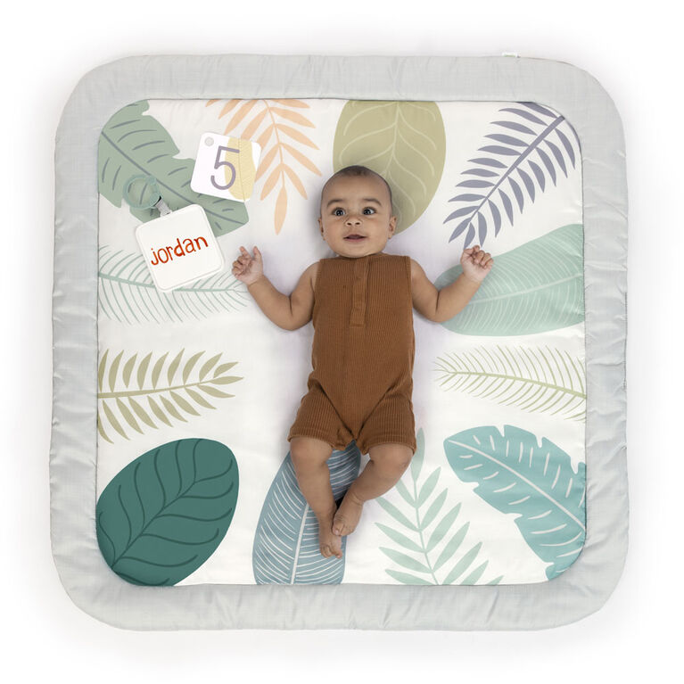 Ingenuity Tapis de jeu Sprout Spot Baby Milestone
