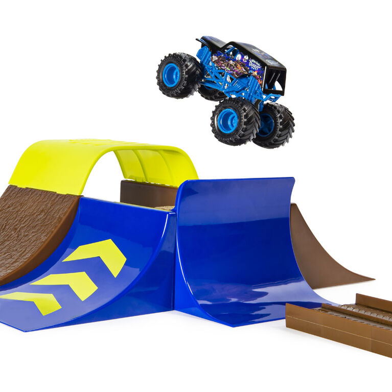 Monster Jam, Coffret officiel Champ Ramp Freestyle avec monster truck Son-uva Digger authentique en métal moulé à l'échelle 1:64.