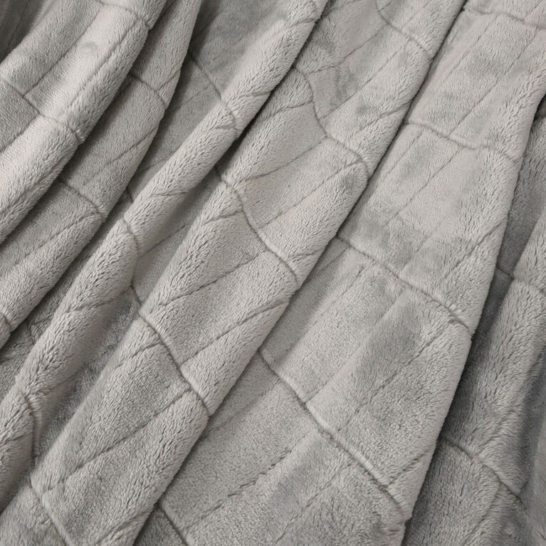 Recycled Cozy Textured Throw, Grey 50" x 60"