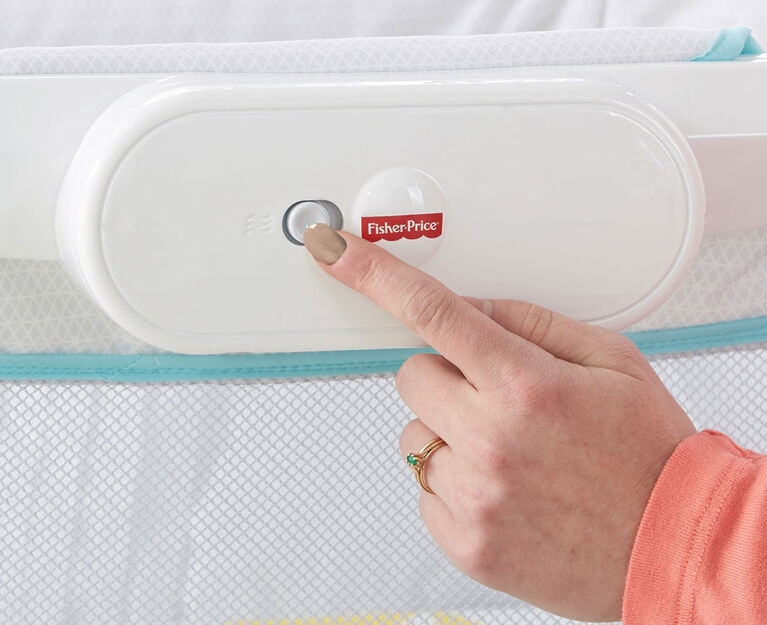 Fisher-Price Stow 'n Go Bassinet