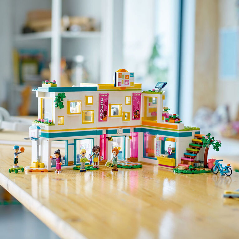 LEGO Friends School 41731 Building (985 Pieces) | Toys R Us Canada