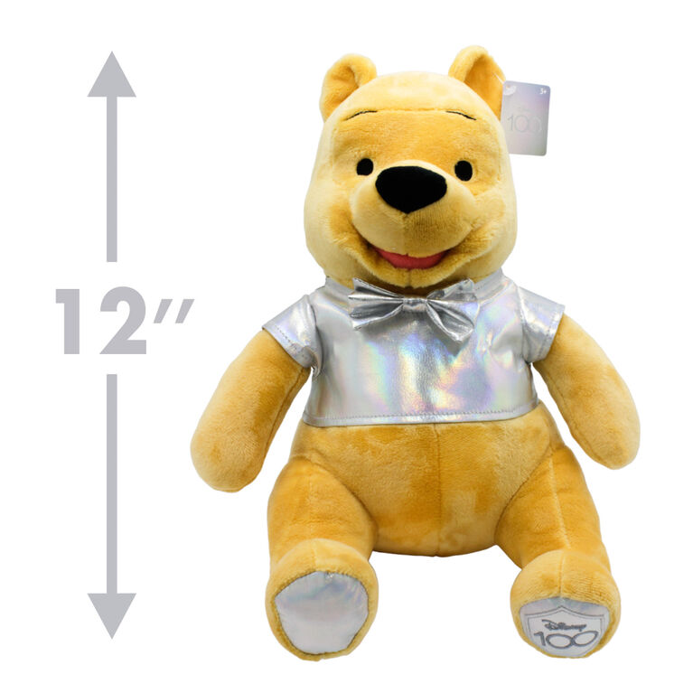 Disney - Peluche Winnie l'Ourson avec tenue de célébration du 100ème anniversaire de Disney - 12''