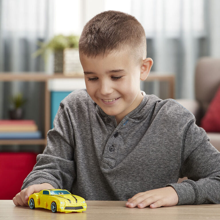 Transformers Toys Cyberverse Ultra Class Bumblebee Action Figure Toys