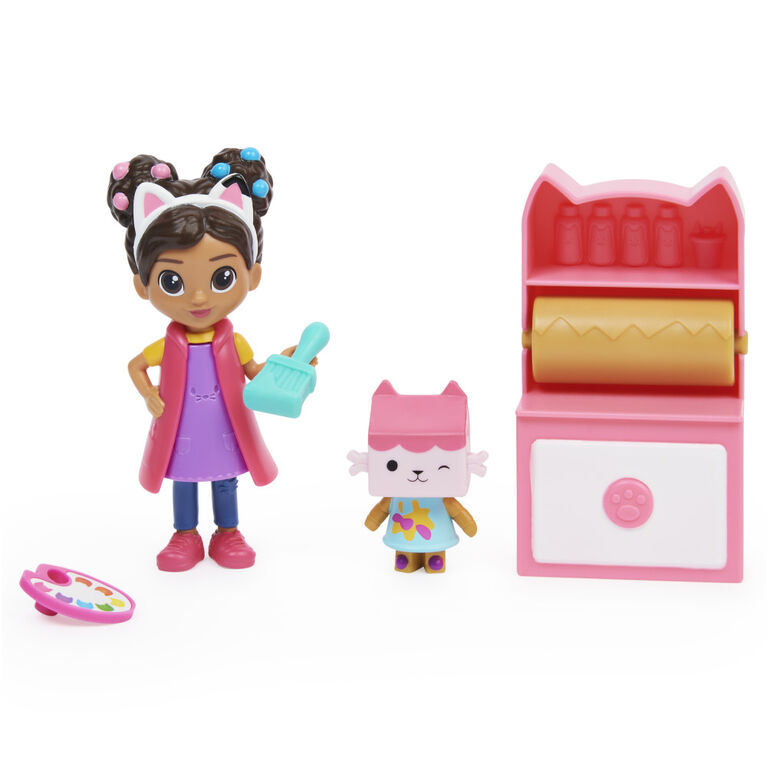 DreamWorks Gabby's Dollhouse, Art Studio Set with 2 Toy Figures, 2 Accessories, Delivery and Furniture Piece