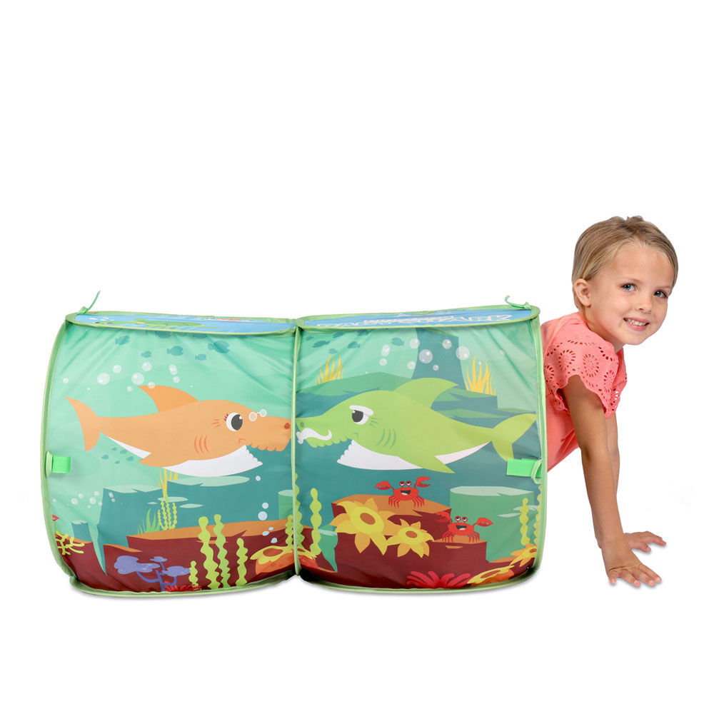 shark tent with tunnel