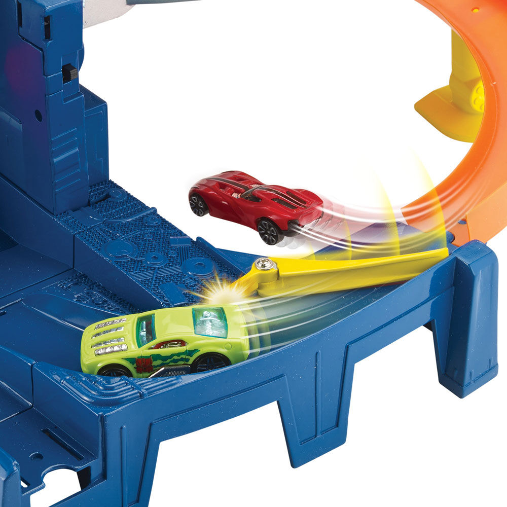 Hot wheels factory store raceway playset