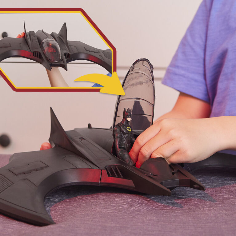 DC Comics, The Flash Ultimate Batwing Set | The Flash and Batman Action