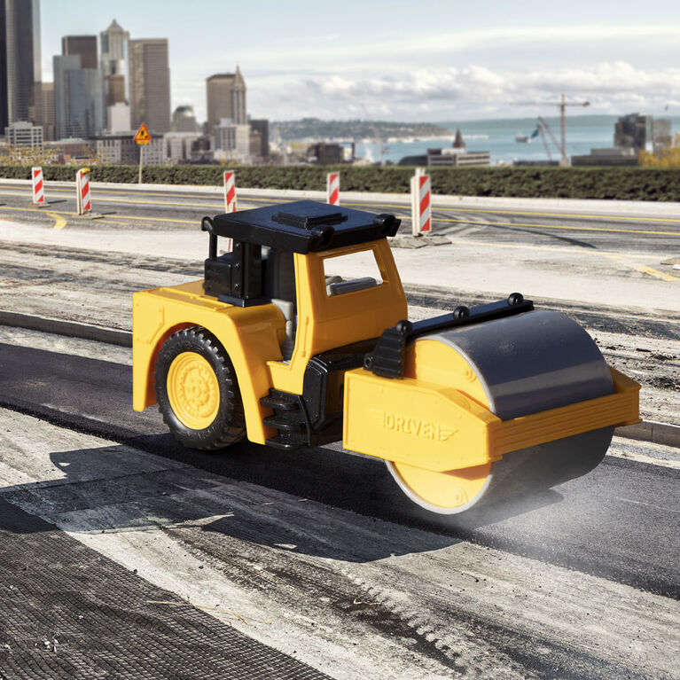 Driven, Toy Steam Roller with Lights and Sounds