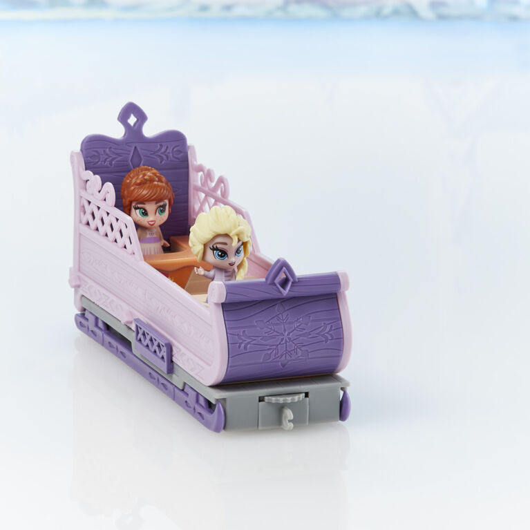Disney's Frozen 2 Twirlabouts Picnic Playset Sled-to-Castle with Elsa and Anna Dolls