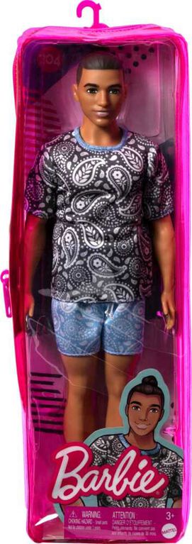 Barbie Fashionistas Poupée Ken, cheveux bruns, tenue Paisley