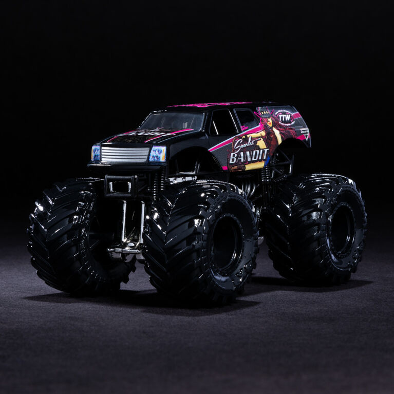 Monster Jam, Official Scarlet Bandit Monster Truck, Die-Cast Vehicle, Danger Divas Series, 1:64 Scale