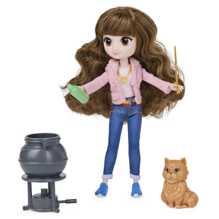 Wizarding World Harry Potter, 8-inch Brilliant Hermione Granger Doll Gift Set with 5 Accessories and 2 Outfits
