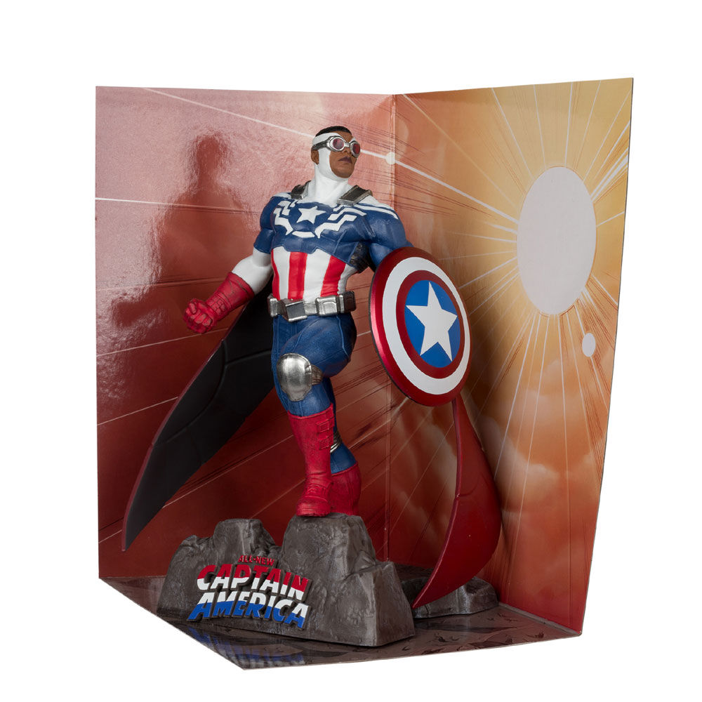 Marvel Captain America 1:10th Scale Collectible with Scene (All-New Captain America #1)