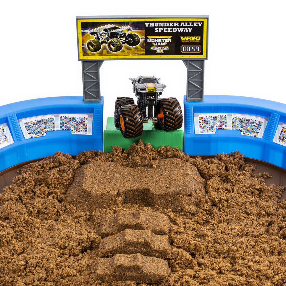 monster jam kinetic dirt arena