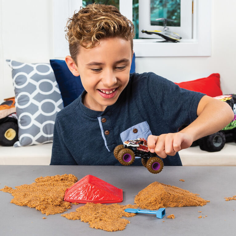 Monster Jam, Coffret débutant Monster Dirt Zombie, avec 226 g (8 oz) de Monster Dirt et un monster truck Monster Jam officiel en métal moulé à l'échelle 1:64