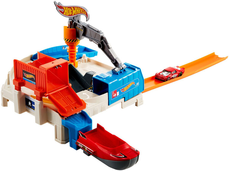 Hot Wheels Shipyard Escape