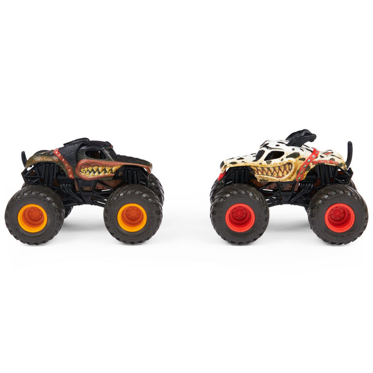 Monster Jam, Official Monster Mutt Rottweiler vs. Monster Mutt Dalmatian Color-Changing Die-Cast Monster Trucks, 1:64 Scale