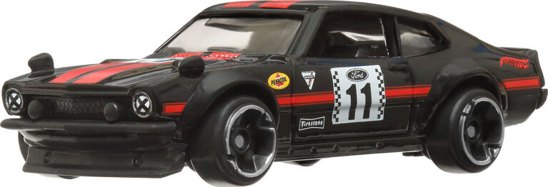 Hot Wheels 1:64 Scale Die-Cast Vintage Custom Ford Maverick Racing Club Car