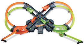 Hot Wheels Colossal Crash Track Set