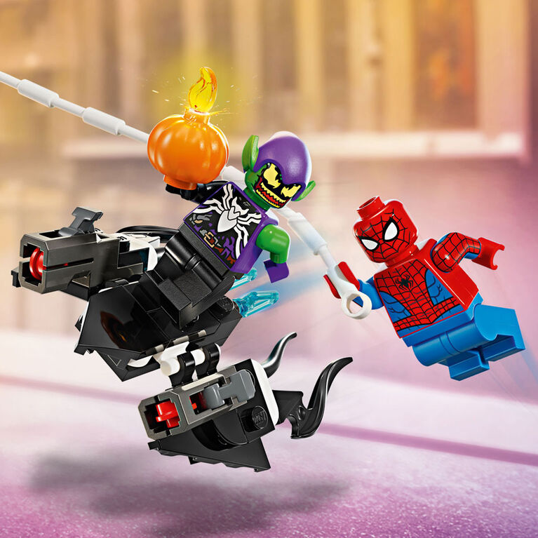LToys  LEGO® La voiture de course de Spider-Man contre le Bouffon Vert  venomisé