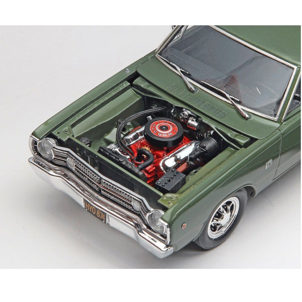 Revell 68 Dodge Hemi Dart Model