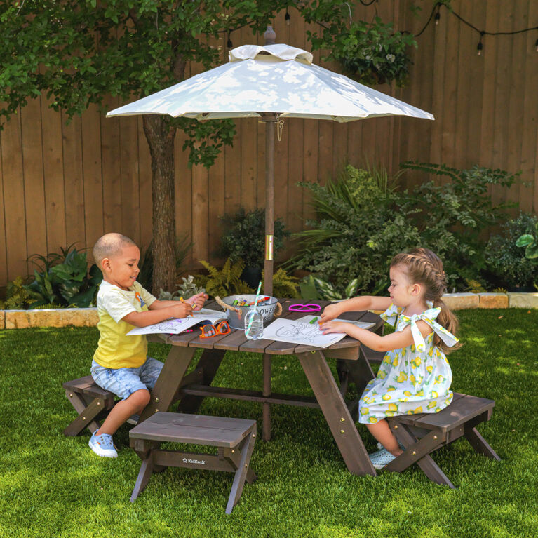 KidKraft - Wooden Octagon Table, Stools and Umbrella Set, Kids' Outdoor Furniture, Brown Bear and Beige