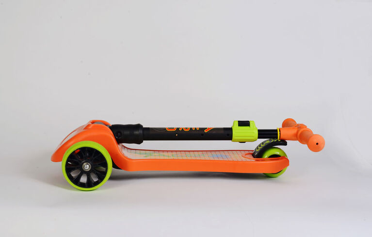 Flybar Aero 3-Wheel Scooter (Orange)