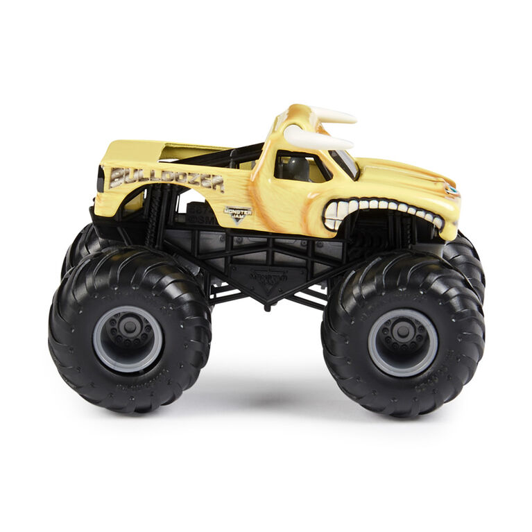 Monster Jam, Official Bulldozer Vs. Racing Stripes Die-Cast Monster Trucks, 1:64 Scale