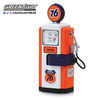 1:18 Vintage Gas Pumps Ast. - Union 76 - Colours and styles may vary