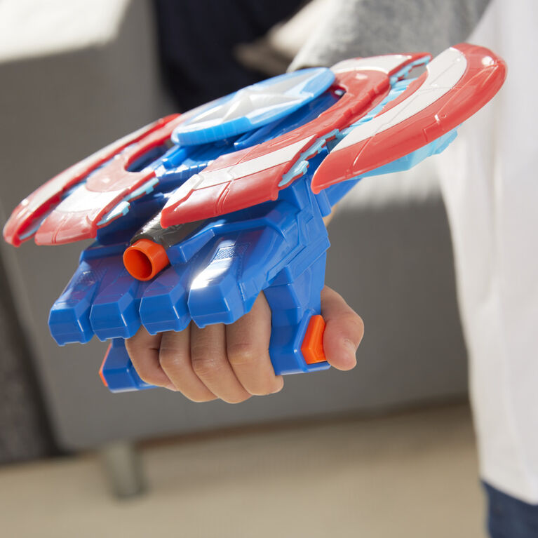 Marvel Avengers Mech Strike, Bouclier lance-fléchette de Captain America, jouet de déguisement, 3 fléchettes NERF