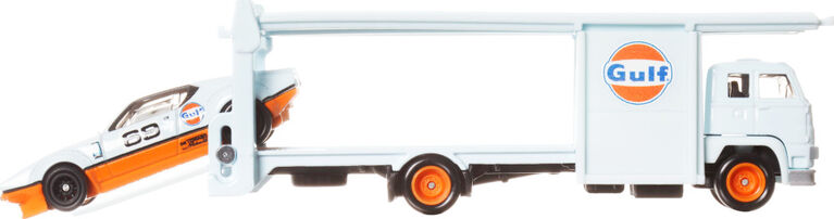 Hot Wheels Team Transport Truck & Race Car
