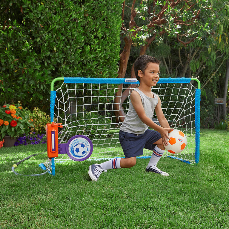 But de football, petit set avec ballon et pompe