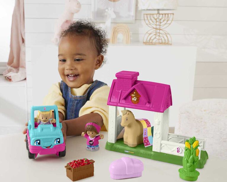 Fisher-Price Little People Barbie Stable Playset with Toy Horse Lights and Sounds, Toddler Toys