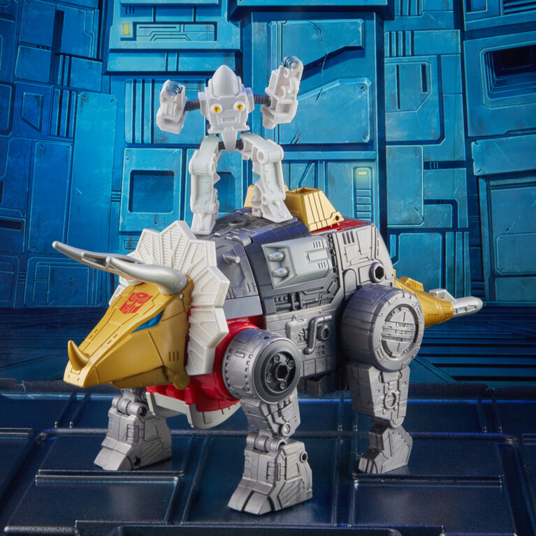 Transformers Studio Series 86-07, figurines articulées dont Dinobot Slug 1986 de Transformers : le film, classe Leader