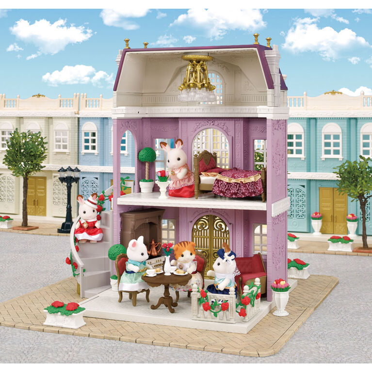 Calico Critters Elegant Town Manor Gift Set