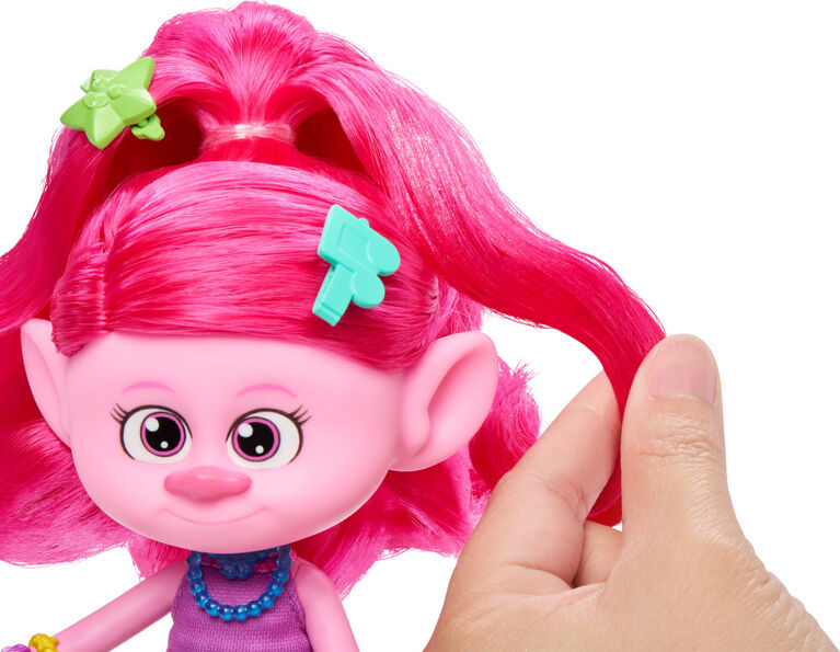 DreamWorks Trolls Band Together Hair-tastic Queen Poppy Fashion Doll and 15+ Hairstyling Accessories