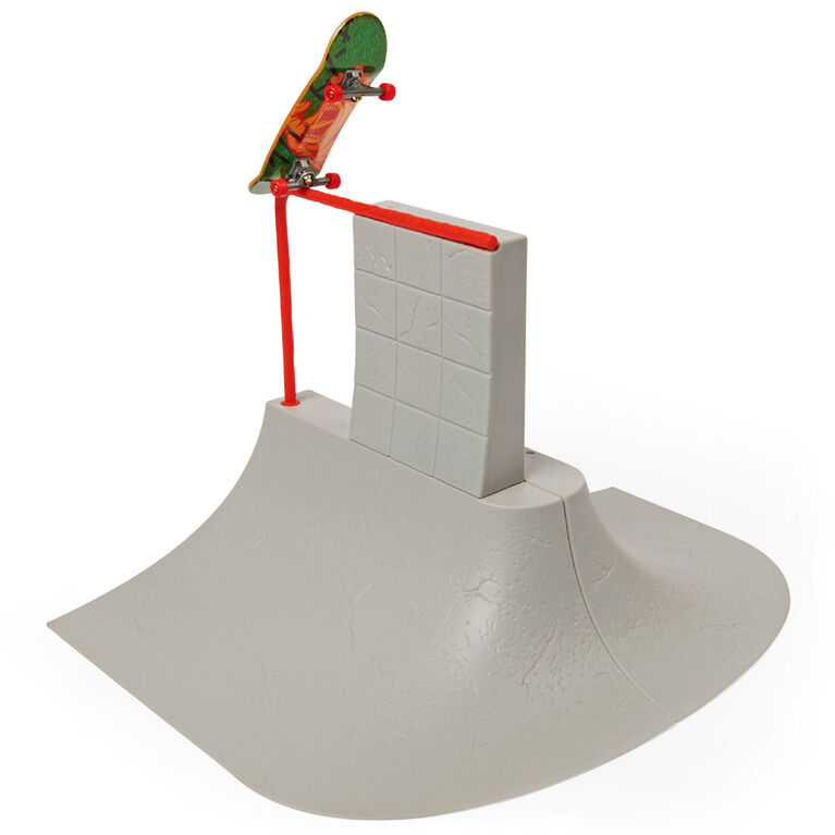 Tech Deck, Build-A-Park World Tour, P.F.K Skate Support Center, Ramp Set with Signature Fingerboard