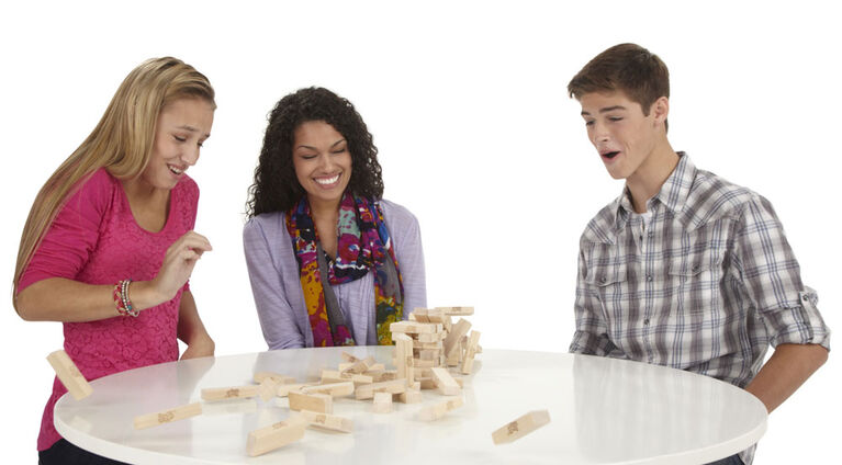 Jenga de Hasbro Gaming - les motifs peuvent varier