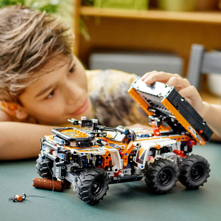 LEGO Technic Le véhicule tout-terrain 42139 Ensemble de construction de modèle (764 pièces)